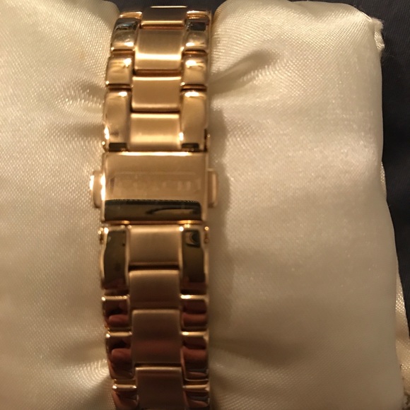 Coach Watch - Picture 3 of 6